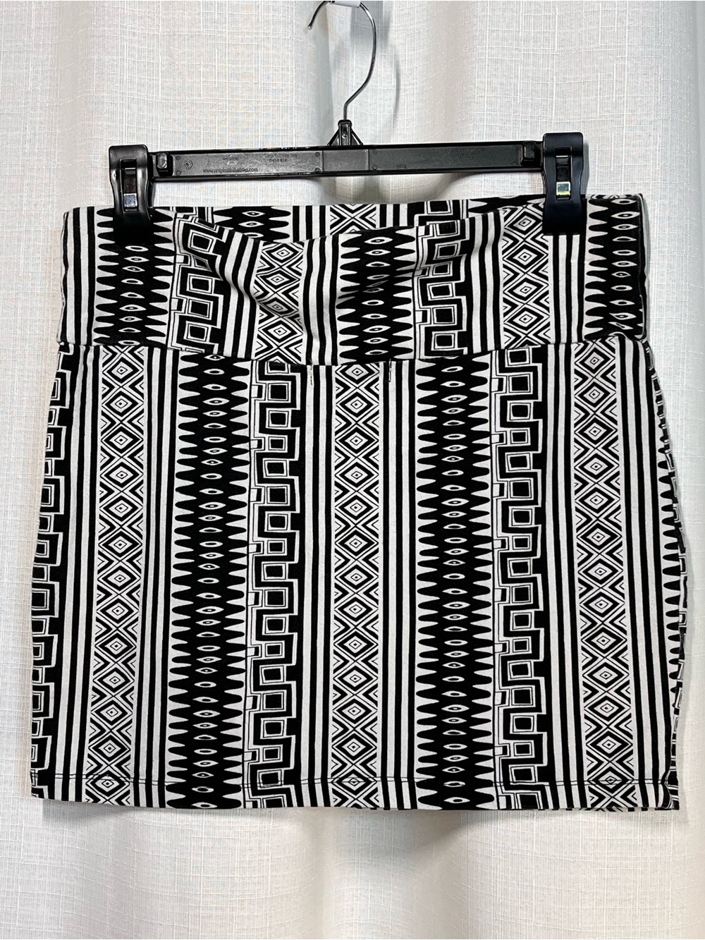 Charlotte Russe Tribal Print Bodycon Mini Skirt Black White Size Large